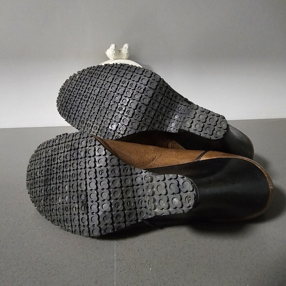 Stylish Black and Brown Women's Fly London Shoes - Picture 5 of 6